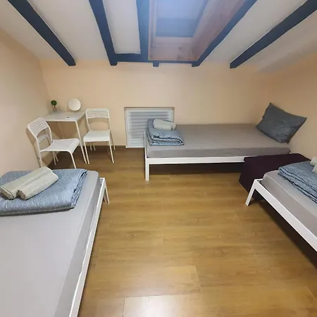 Xah - Center Hotel